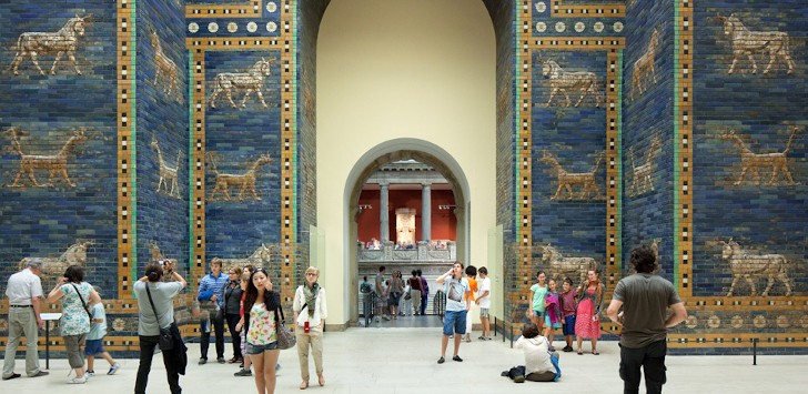 La grandiosa Porta Ishtar al Museu de Pèrgam. Font: smb.museum