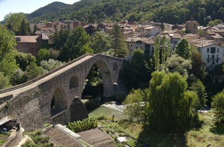 Pont Vell. Font: web de l'Ajuntament de Sant Joan de les Abadesses