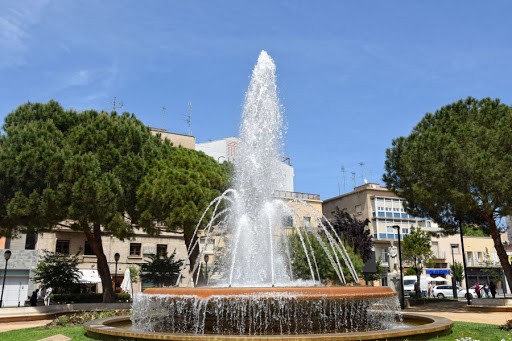Plaça de la  Font Lluminosa. Font: web de Turisme de Figueres