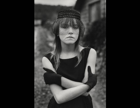 © Mary Ellen Mark. Tiny vestida per Halloween, Seattle, Washington, Estats Units, 1983