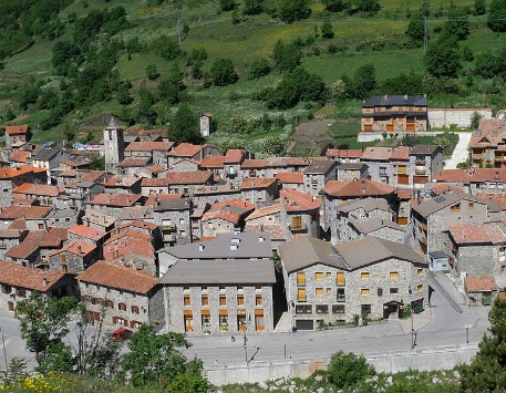 El pintoresc poble de Setcases a la vall de Camprodon. Font: Viquipèdia 