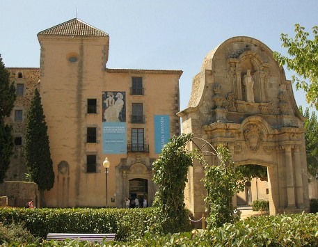 Espai Carmen Thyssen al Palau de l'Abat de Sant Feliu de Guíxols. Font: Viquipèdia 
