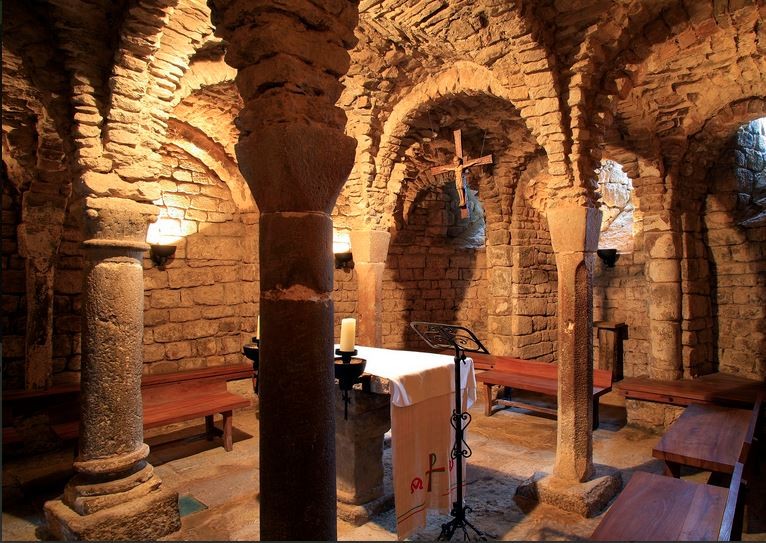 Cripta de l'Església de Sant Esteve d'Olius. Font: web de Turisme del Solsonès