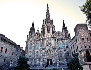 La façana de la catedral 1408-1913