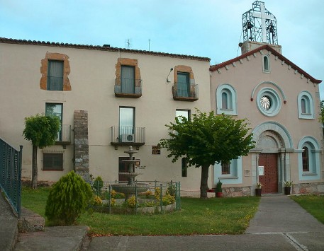 Santuari de la Mare de Déu de la Salut de Terrades. Font: Viquipèdia 