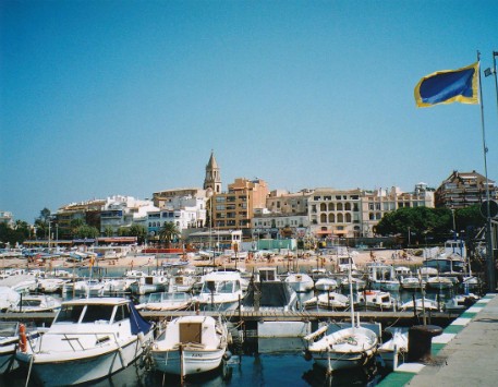 La vila de Palamós des del mar estant. Font: Viquipèdia 