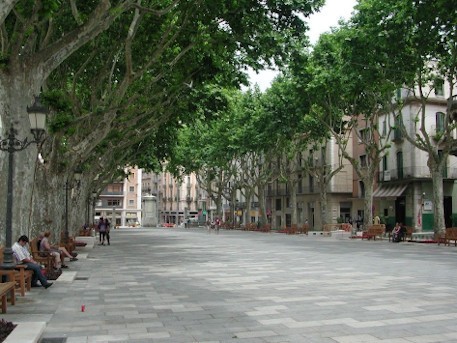 La Rambla, espai emblemàtic de la ciutat de Figueres. Font: pinterest.com