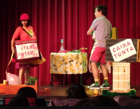 Cia. Bambadaboom, amb 'Tutti Frutti, el musical on les fruites i verdures canten'