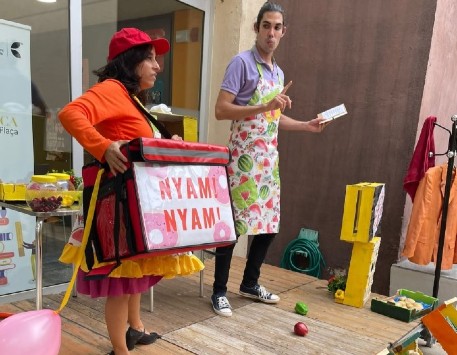 Cia. Bambadaboom, amb 'Tutti Frutti, el musical on les fruites i verdures canten'