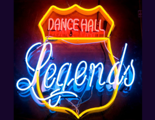 Octubre a la Sala Legends