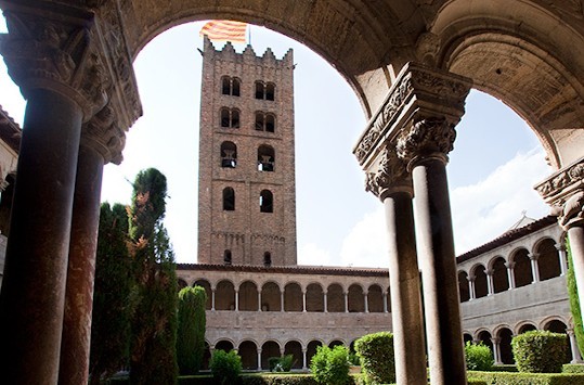 Claustre del Monestir de Santa Maria de Ripoll. Font: