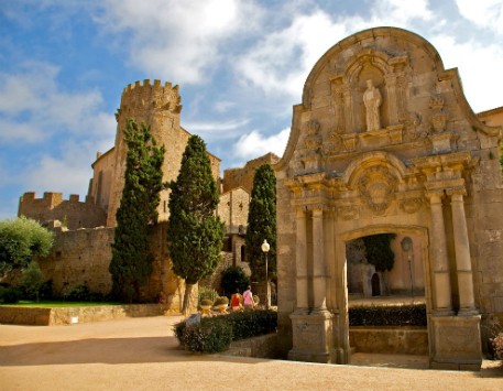 Monestir de sant Feliu de Guíxols. Font: visitguixols.com 