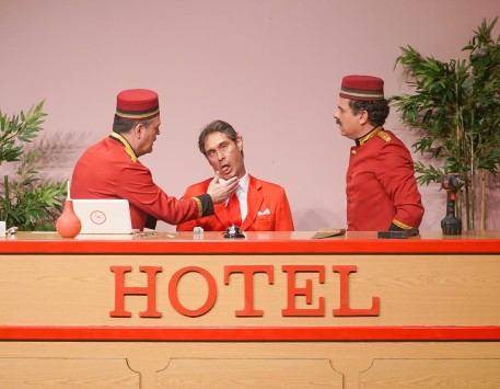 Cia. Clownic Teatre, amb 'Hotel Flamingo'