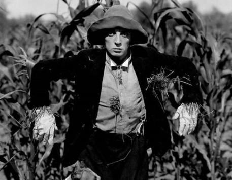 Fotograma del film 'The Scarecrow'