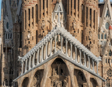 Anar a Temple Expiatori de la Sagrada Família