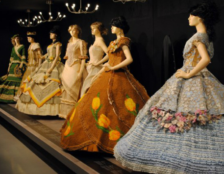 Font: Museu de Vestits de Paper de Mollerussa