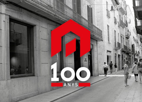 Anar a Cambra de la Propietat Urbana de Girona al carrer Ciutadans i que enguany ha complert 100 anys. Font: el seu web 