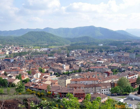 Anar a Vista panoràmica d'Olot. Font: femturisme.cat 