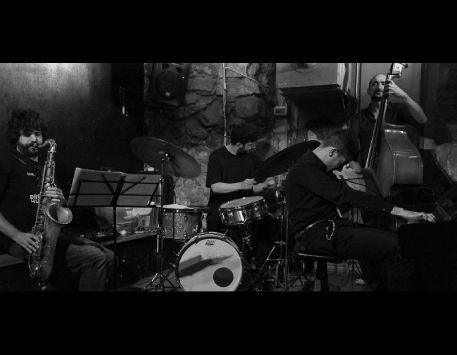 Anar a 23 Robadors - Bar & Música en directe a Barcelona