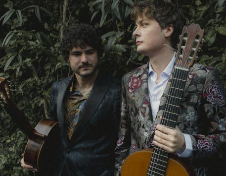 Anar a Duo StriAgo