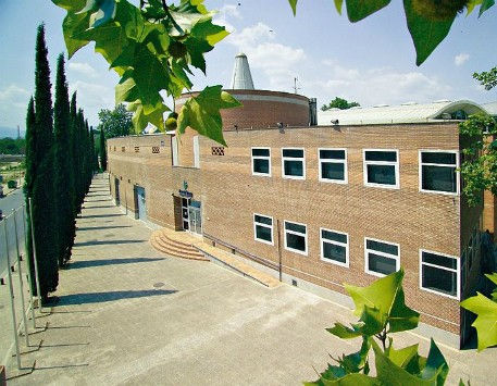 Anar a Palau de Fires de Girona. Font: Viquipèdia