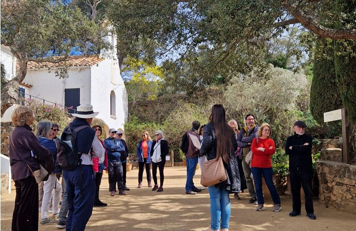 Anar a Font: Fundació Josep Pla