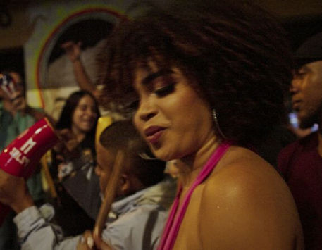 Anar a 'La salsa vive' a l'In-Edit