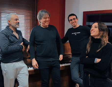 Anar a Ivette Nadal canta als Galàctics