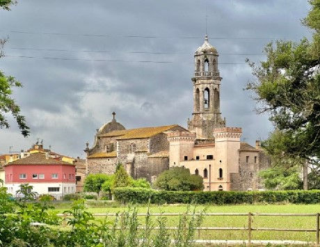 Anar a Vilobí d'Onyar (© Vladímir i Galina). Font: Wikiloc