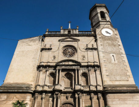 Anar a Basílica de Sant Esteve d'Olot. Font: naciodigital.cat