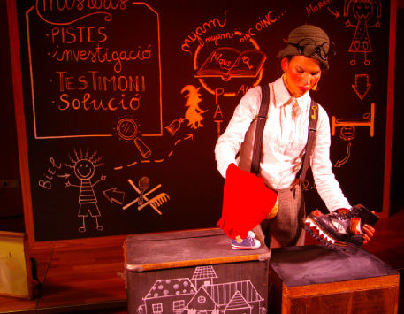 Anar a Especctacle 'El secret de la detectiva Klaus'