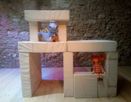 Anar a Teatre Nu, amb 'Maure el dinosaure'