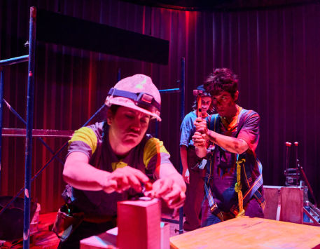 Anar a Cia. El Eje, amb l'espectacle 'Tres porques'