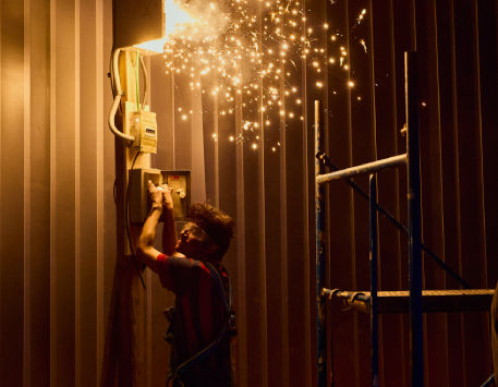 Anar a Cia. El Eje, amb l'espectacle 'Tres porques'