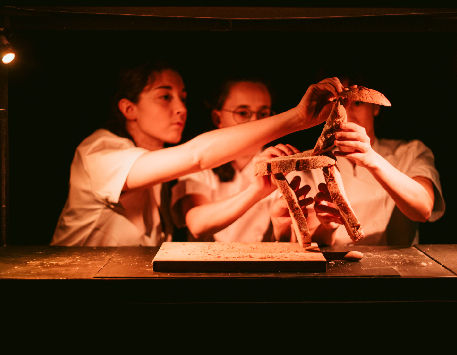 Anar a Cia. Les Pinyes, amb 'Un tros de pa'