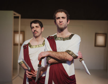 Anar a Cia. Duo Fàcil, amb l'espectacle 'Observin aquests fills de puta'