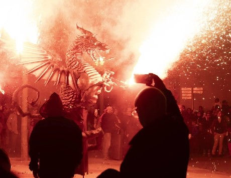 Anar a Font: Ajuntament de Torroella de Montgrí i L'Estartit