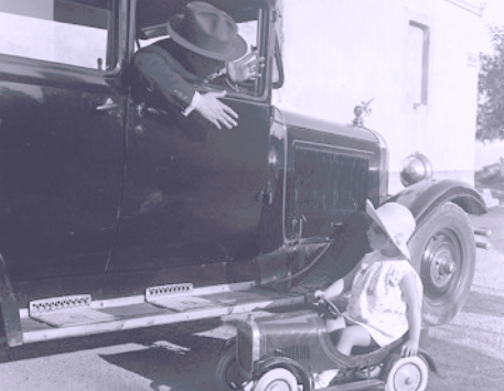 Exposició "Gabriel Casas i Galobardes. Fotos amb joguets"