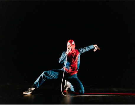 Anar a Pau Vinyals amb 'El gegant del pi'