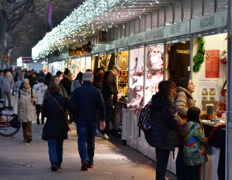 Fira de Sant Tomàs i Reis a la Gran Via de Barcelona