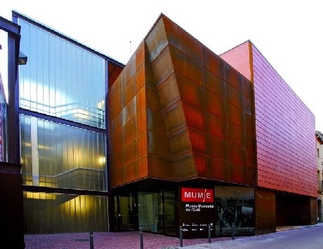 Seu del MUME al centre de La Jonquera. Font: coneixerhistoria.cat