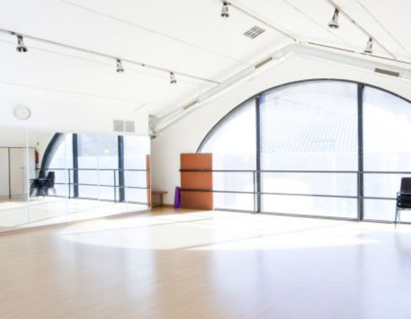 Anar a © Centre Cívic Cotxeres de Sants