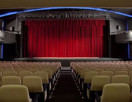 Anar a © Teatre Apolo