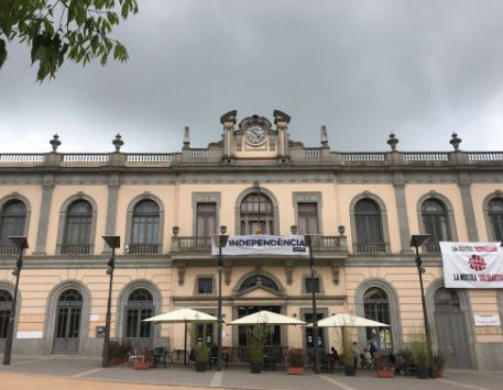 Anar a Teatre Casino Llagosterenc