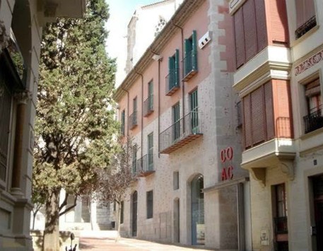 Seu del Col·legi d'Arquitectes de Catalunya-Delegació de l'Alt Empordà a Figueres. Font: elpuntavui.cat 