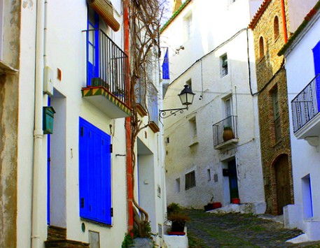Carrer Bellaire. Font: web de Turisme de Cadaqués 