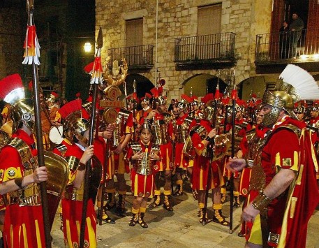 Primera imatge d'arxiu de la Processó de Mieres. Font: turismemieres.cat