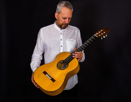 Paco Heredia presenta 'Històries d'una guitarra'